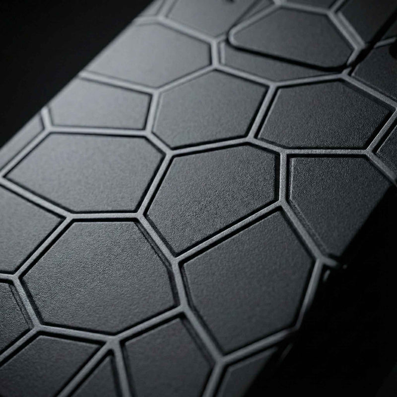 <p>Design Robuste et Texturé</p>